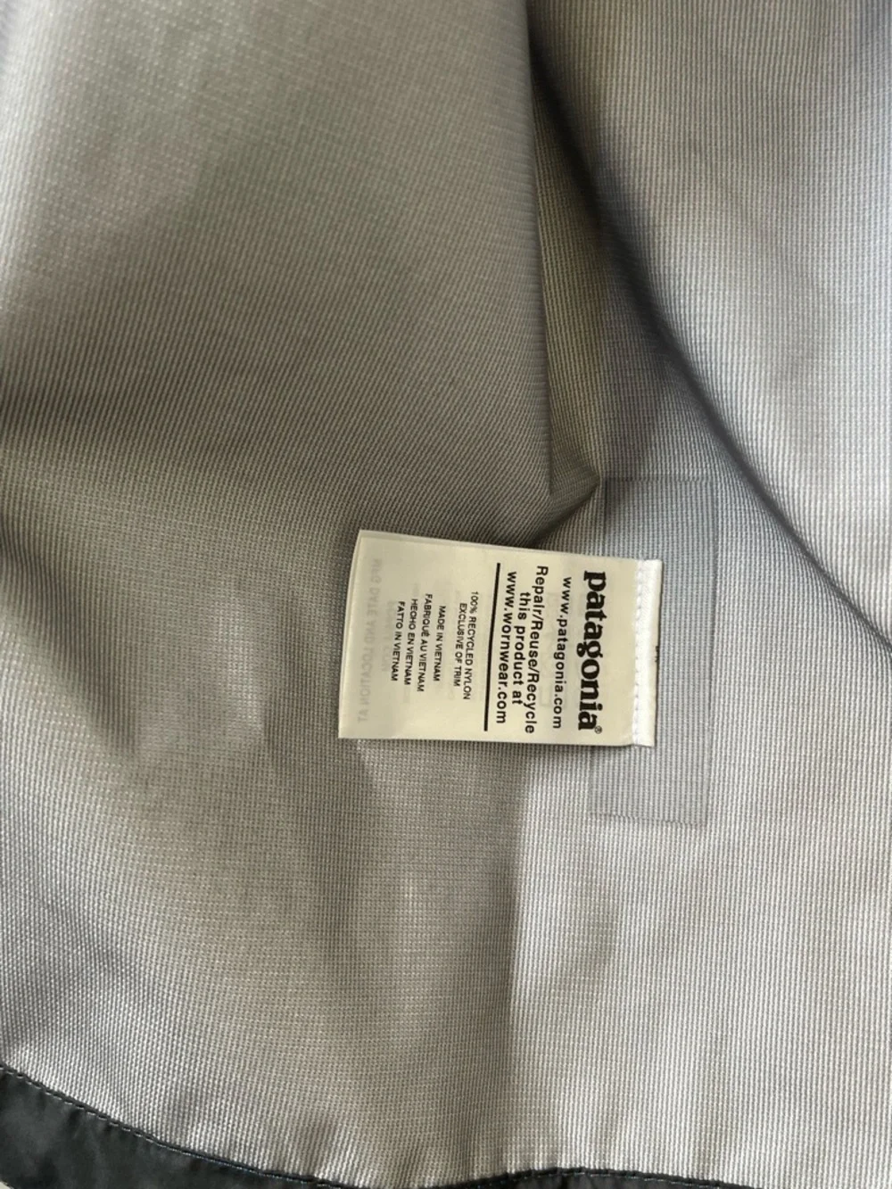 Men’s Patagonia Blue Torrentshell Waterproof Hooded Jacket XL - Picture 6 of 8
